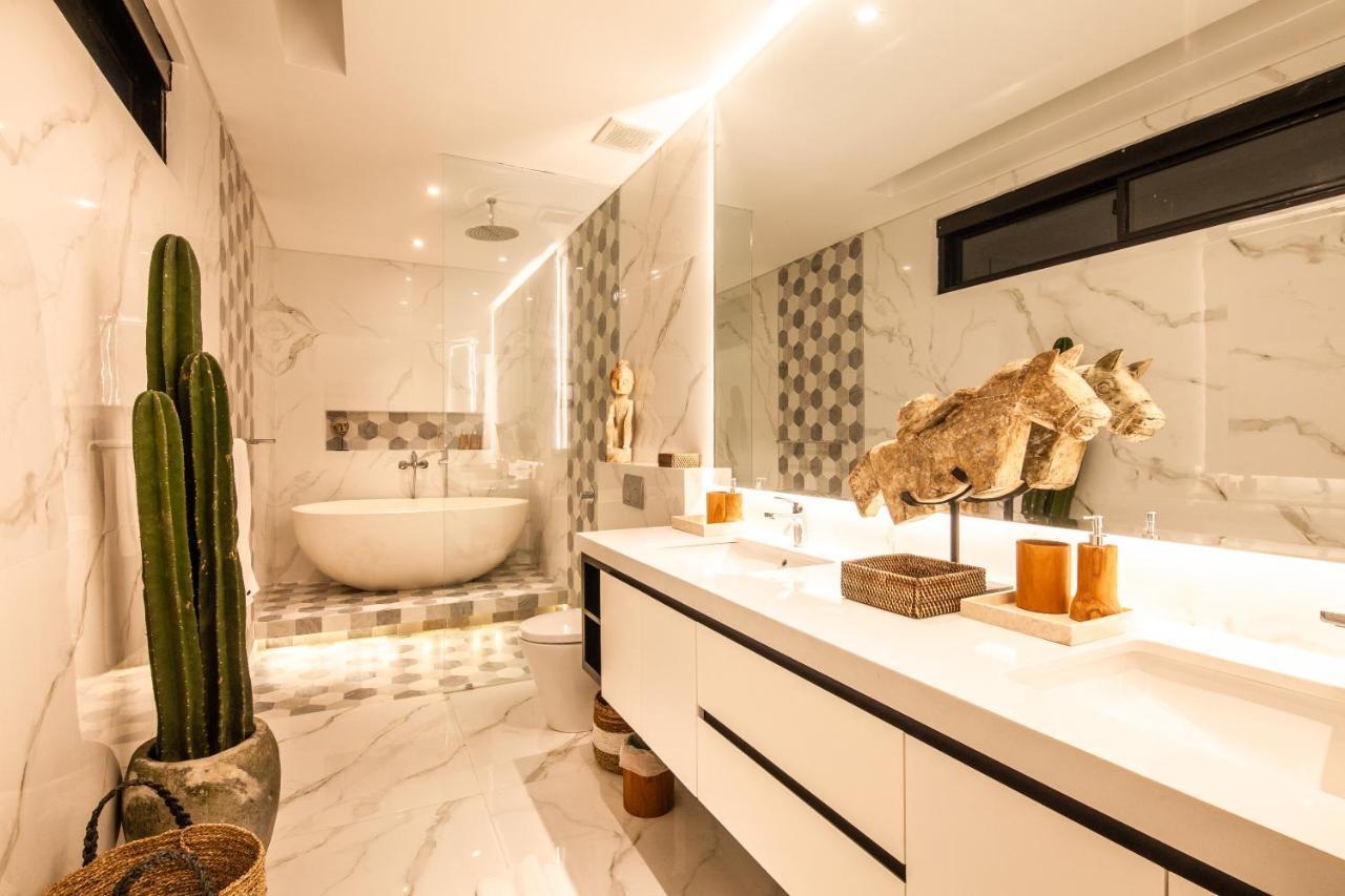 Luxury Villa Devina I Seminyak I Yoga & Gym Экстерьер фото