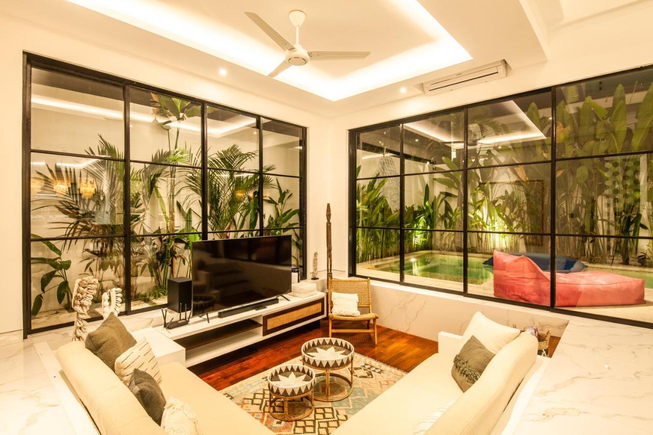 Luxury Villa Devina I Seminyak I Yoga & Gym Экстерьер фото