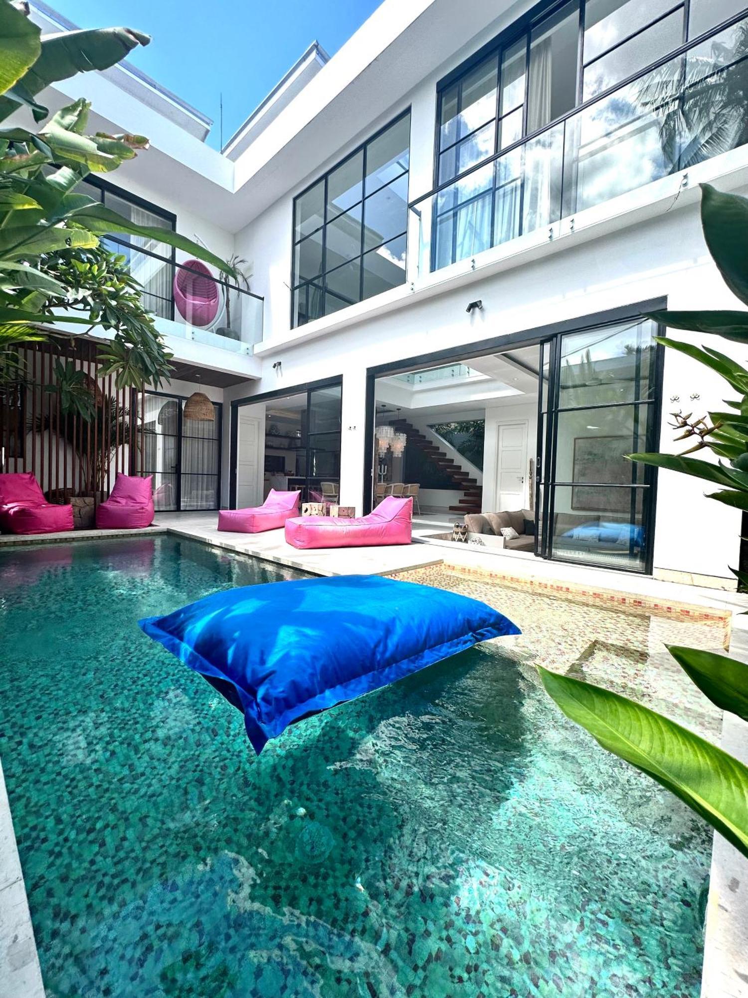 Luxury Villa Devina I Seminyak I Yoga & Gym Экстерьер фото